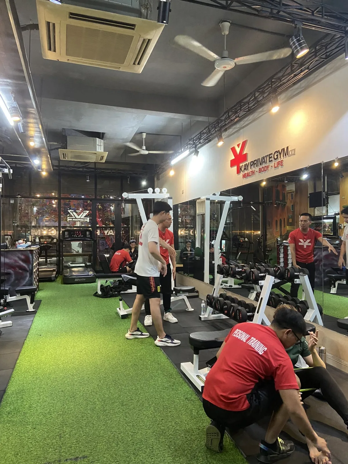 Khu tạ tự do